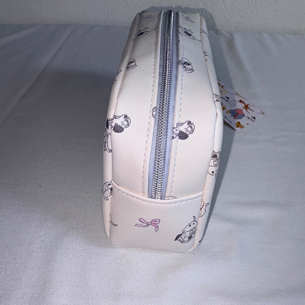 Disney Primark 101 Dalmatians Makeup Bag New Cream Puppy Print Bows Zip Pouch - Picture 3 of 11